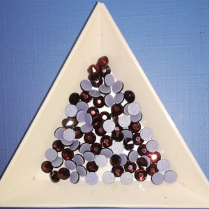 Burgundy Strass Steine SS16HF